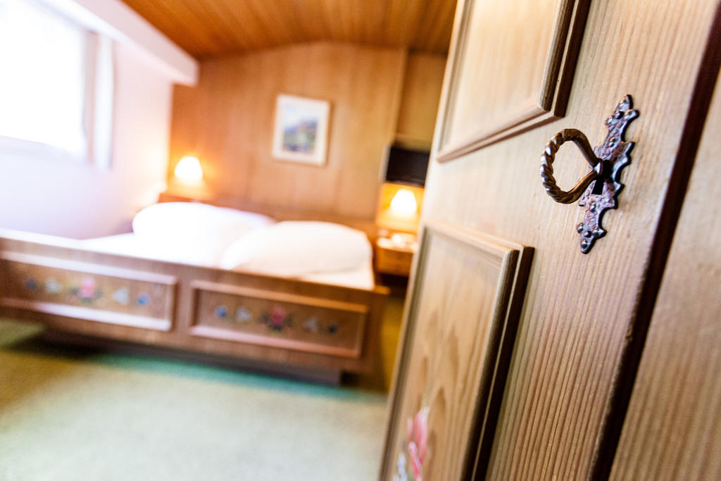 Pension Rebgut Bed & Breakfast Lana Phòng bức ảnh